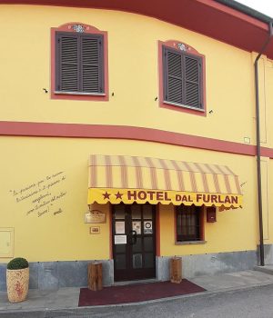 Hotelrestaurant von Furlan Alessandria - Räume (10)
